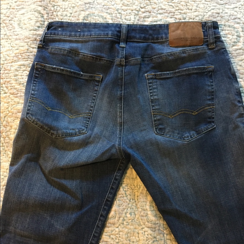American Eagle men’s jeans